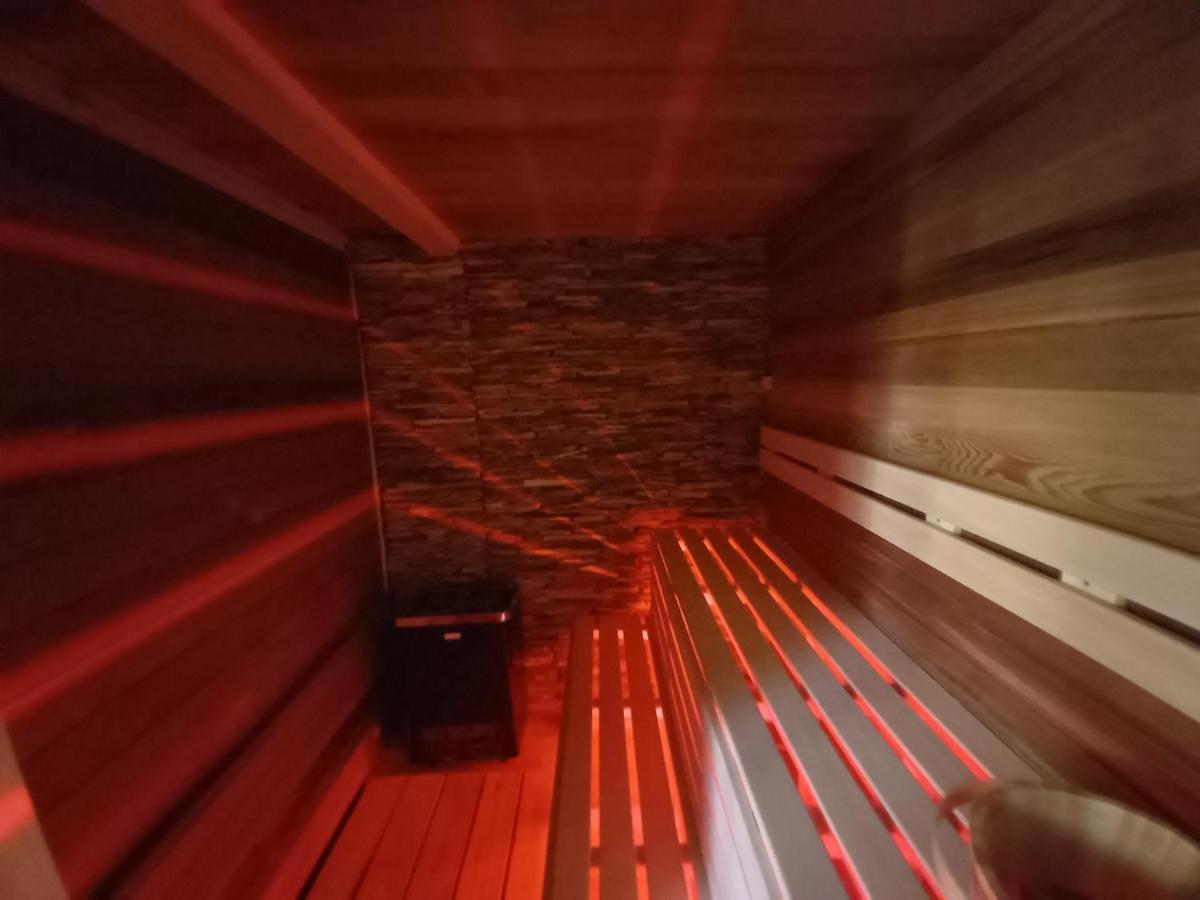 Dom Winiarza Villa Krosno Dış mekan fotoğraf